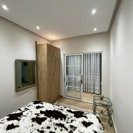Modern 1 Bedroom Apartmán *